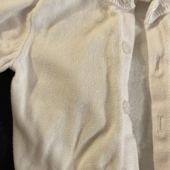 Beaufort Bonnet 6-12 month white sweater. - Picture 4 of 5